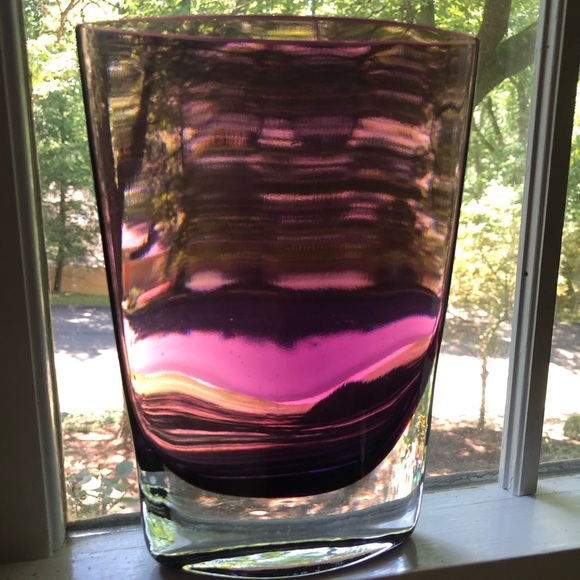 BADASH Hand Cut Crystal Purple “ Samantha” Vase.  Wow - Picture 8 of 10